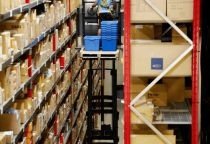 Điều kiện và tiêu chuẩn để vận hành xe nâng trong không gian chật hẹp