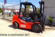 Cách đỗ xe nâng an toàn, nhanh, chính xác