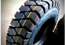 Lốp xe nâng đặc BRIDGESTONE 700-12